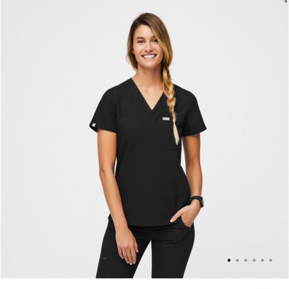 Black figs scrub set